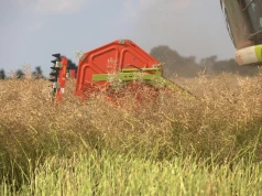 Zezwolenie na szeroki kombajn lub ciągnik: 100 zł za dokument albo 1500 zł kary