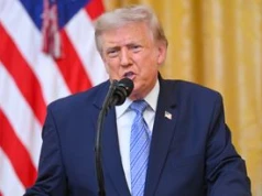 Działo się w nocy. Nowe ataki na Iran, Trump uderza cłami w Kanadę