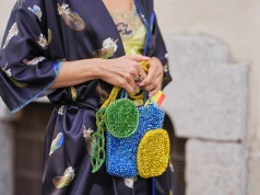 Odmieni letni look. Jak stylizować kimono? Najlepsze pomysły na wakacje