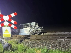 Groźny incydent na przejeździe kolejowym. Pijany kierowca wjechał pod pociąg