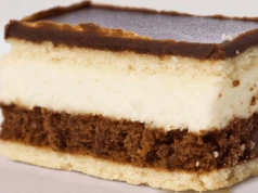 Delikatne jak chmurka i mocno kakaowe. Przetestuj wyborne ciasto Mała Mi