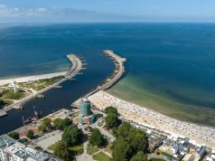 Port w Kołobrzegu na razie bez przebudowy wejścia. Czy MON przekaże miastu swoje nabrzeża?