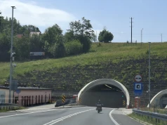 Jak jechać na Słowację przez Zwardoń? Zamknięcie tunelu w Lalikach | ZDJĘCIA, MAPA