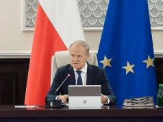 Premier: lekarze będą mogli zarobić nawet 76,8 tys. zł. Rząd wprowadza limity