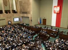 Wejście Morawieckiego zmienia układ sił. Drastyczny spadek PiS w sondażu
