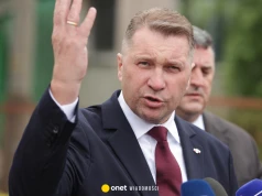 Przemysław Czarnek zwrócił się do "przyjaciół" z PiS. "Żądam opamiętania"
