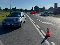 Pieszy zginął na przejściu, kierowca potrącił go na pasach