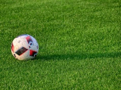 Płyta główna stadionu w Pyrzycach zamknięta. Miesiąc wcześniej doszło do zalania boiska