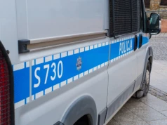 Dramat rodzinny w Chojnie. 20-latek aresztowany za zabójstwo matki i próbę zabójstwa babci