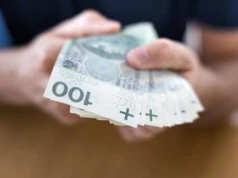 Wydał 5 zł. Będzie dostawał 5 tys. zł przez 20 lat. Tu kupił los
