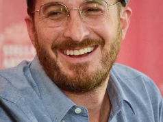 Darren Aronofsky szuka 15 milionów dolarów na studio filmowe oparte na AI