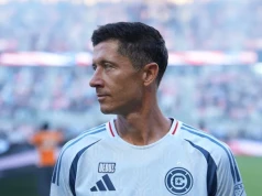 Bramkarz przestraszył się Roberta Lewandowskiego. Kuriozalny gol w debiucie