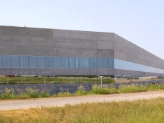 Tesla spala gotówkę po raz pierwszy od 2024 roku, płacąc za AI i roboty Optimus