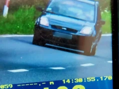 ZĄBKOWICE ŚLĄSKIE. Jechał o 52 km/h za szybko w terenie zabudowanym. Stracił prawo jazdy
