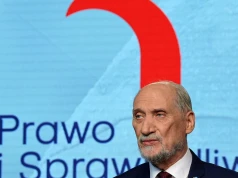 Akt oskarżenia dla Macierewicza. Chodzi o znieważenie szefa SKW i jego zastępców