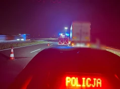 Kierowca ciężarówki zginął na pasie awaryjnym – sprawca poszukiwany od tygodnia