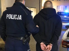 27-latek z trzema zakazami prowadzenia pojazdów trafił do aresztu. Sąd nie miał wątpliwości