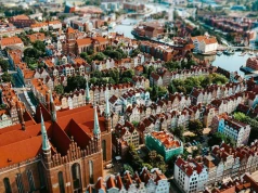 Coraz częściej przyjeżdżają i znów wracają. Turyści zagraniczni wybierają Polskę