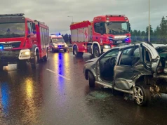 Groźny wypadek na zakopiance. Ucierpiał kierowca osobówki