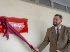 Medycyna na Politechnice z wyższą kategorią naukową niż na Collegium Medicum. Co to oznacza?