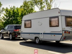 Istotna zmiana w e-TOLL. Kierowcy osobówek z przyczepami nie będą płacić za drogi