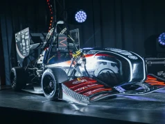 Studenci Politechniki Śląskiej zaprezentowali swój nowy bolid