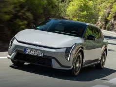 Nowy kompakt Kia o 55 000 zł taniej. Nie spojrzysz na SUV-a