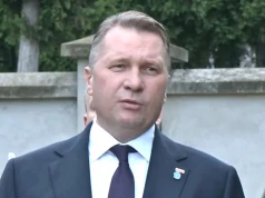 Czarnek po rozłamie w PiS wyraził żal. A po chwili przyłożył Morawieckiemu