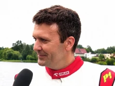 Wodna Formuła 1 na jeziorze Czos. Bartłomiej Marszałek pokaże pełną moc bolidu