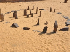 Tajemniczy kamienny krąg z Sahary wciąż pozostaje zagadką. Jest znacznie starszy od Stonehenge