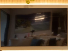 Media Expert pozbywa się 55" telewizora OLED od Samsunga. To nie wyprzedaż, a pogrom