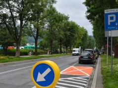Pomarańczowe koperty są już Polsce. Kto może na nich parkować?