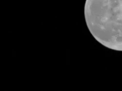 Koniec ciemnego nieba dla astronomów. Już niedługo nie będzie odwrotu