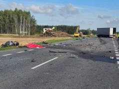 Zderzenie osobówki z ciężarówką. Tragedia na ‘dziewiętnastce’