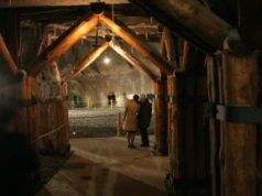 Oprowadzania kuratorskie po podziemnej wystawie o św. Barbarze, patronce górników