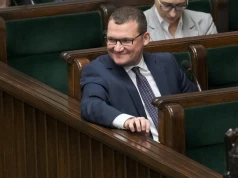 Tusk uderzył w Nawrockiego. Szefernaker: "Gospodarczy dyletant"