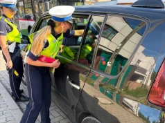 Dzień Bezpiecznego Kierowcy z lubelską drogówką. Policjanci nagradzali odpowiedzialnych kierowców
