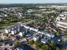 Dębówka zmieniła się nie poznania. Kolejne budynki czekają na lokatorów