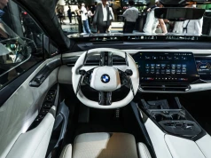 Byliśmy na europejskiej premierze BMW X5. Tak, ma nowy wygląd i nie ma klamek