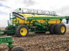 Ta maszyna sama przewidzi postój i zaplanuje pracę. John Deere pokazuje przyszłość siewu