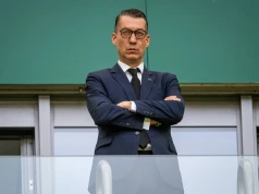 Trener cieszy się po 0:3, Urfer nie czuje się winny. Cyrk dalej trwa