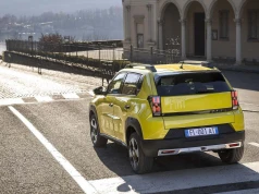 6.247 Fiatów Grande Panda do serwisu. Problem z obowiązkowym asystentem prędkości