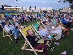 Rodzinny wieczór z filmem. Kino Plenerowe Radia RDN w Tarnowie