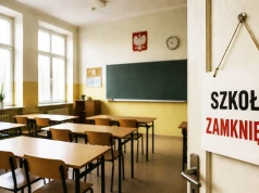 Szkoły w Polsce są zamykane na potęgę