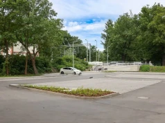 Nowy parking przesiadkowy we Wrocławiu. Przy stacji kolejowej powstało 66 miejsc