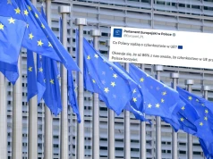 Badanie: 64% młodych w krajach Unii Europejskiej ma o niej dobre zdanie, cenią łatwość podróży i edukację