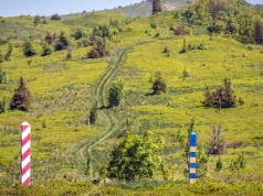 Najdalej wysunięta na południe wieś Polski. Ma tylko 40 mieszkańców i słynie z rzadkich koni