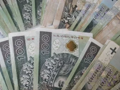 Lokata czy OKI? Nowe konto wygrywa do 107 tysięcy złotych. Co czeka warszawskie oszczędności od 2027 roku