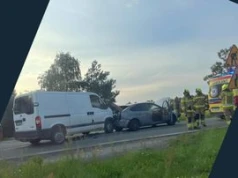 Wypadek na trasie Łęczna – Włodawa. Na miejscu służby ratunkowe