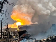 20 strażaków rannych po eksplozji nawozów w firmie rolnej. Spłonęło zboże na pniu, zniszczone 5 wozów strażackich
